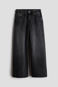 Wide leg denim jeans